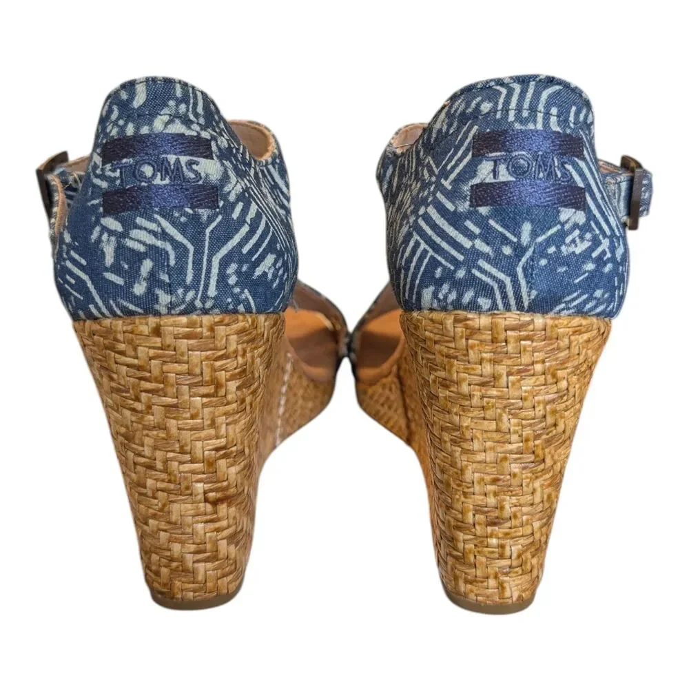 TOMS Size 9.5W Clarissa Blue Batik Textile Wrapped Wedge Heel Sandals Shoes New